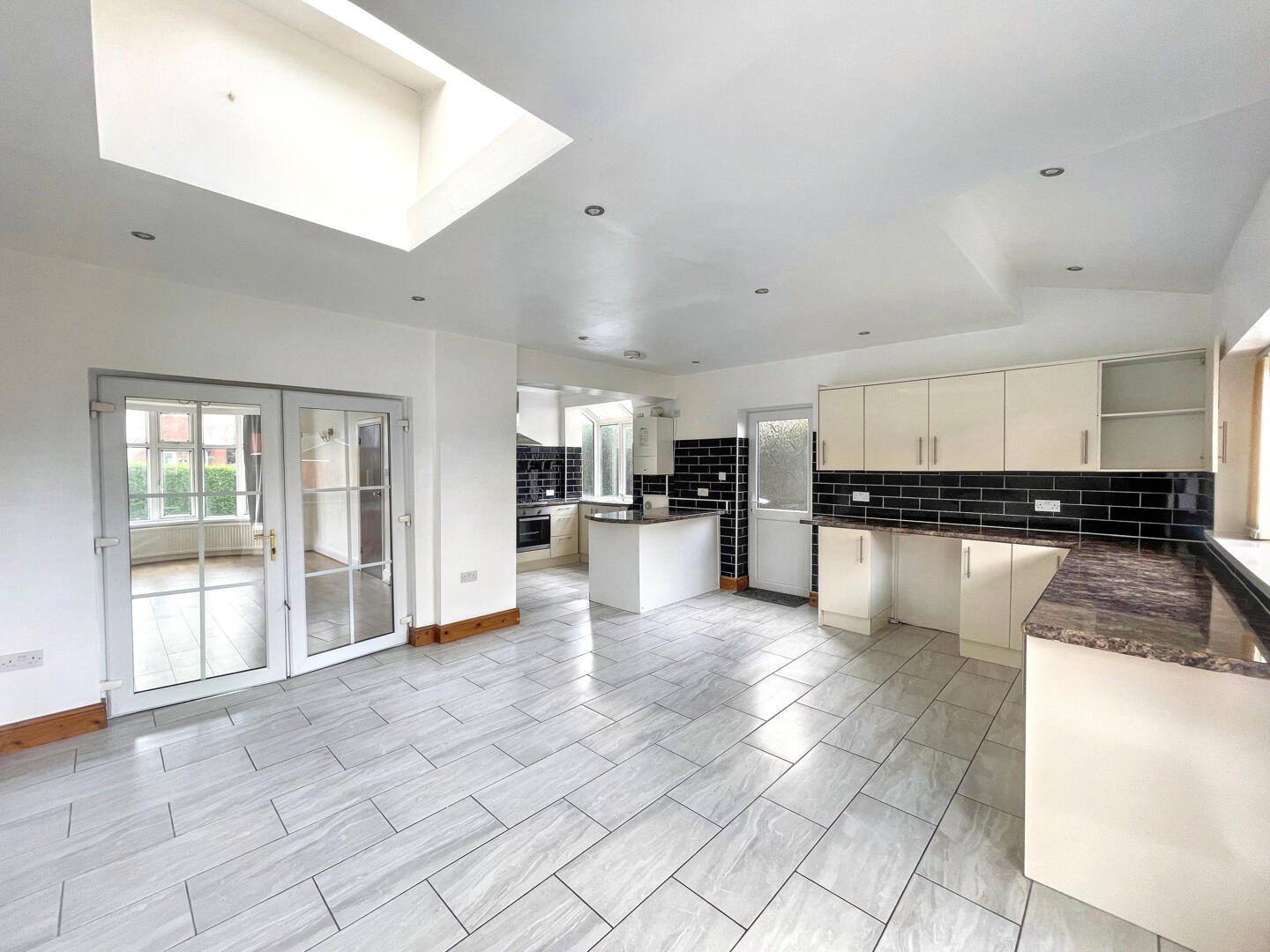 Elm Avenue, Ashton-on-ribble, PR2 1SR
